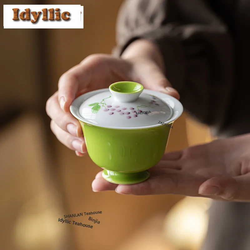 HOYIHM 100ml Grass Green Hand-painted Grape Gaiwan Retro Tea Tureen Tea Bowl With Lid Kit Tea Maker Cover Bowl Tableware Gifts