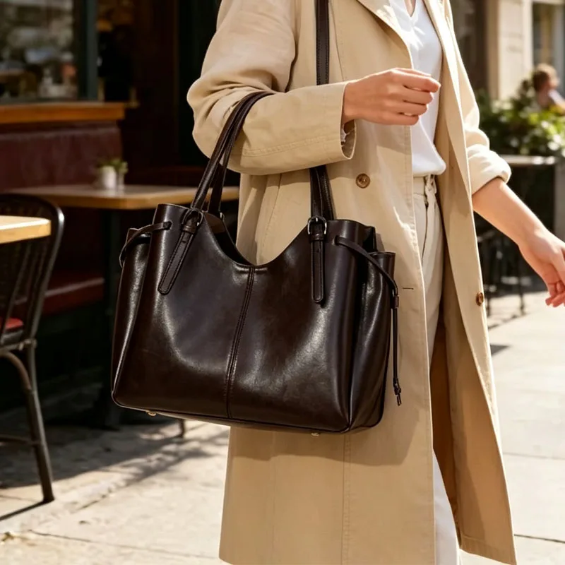 New retro two-layer cowhide tote bag with high-end feel soft oil wax leather shoulder bag large capacity simple armpit bag
