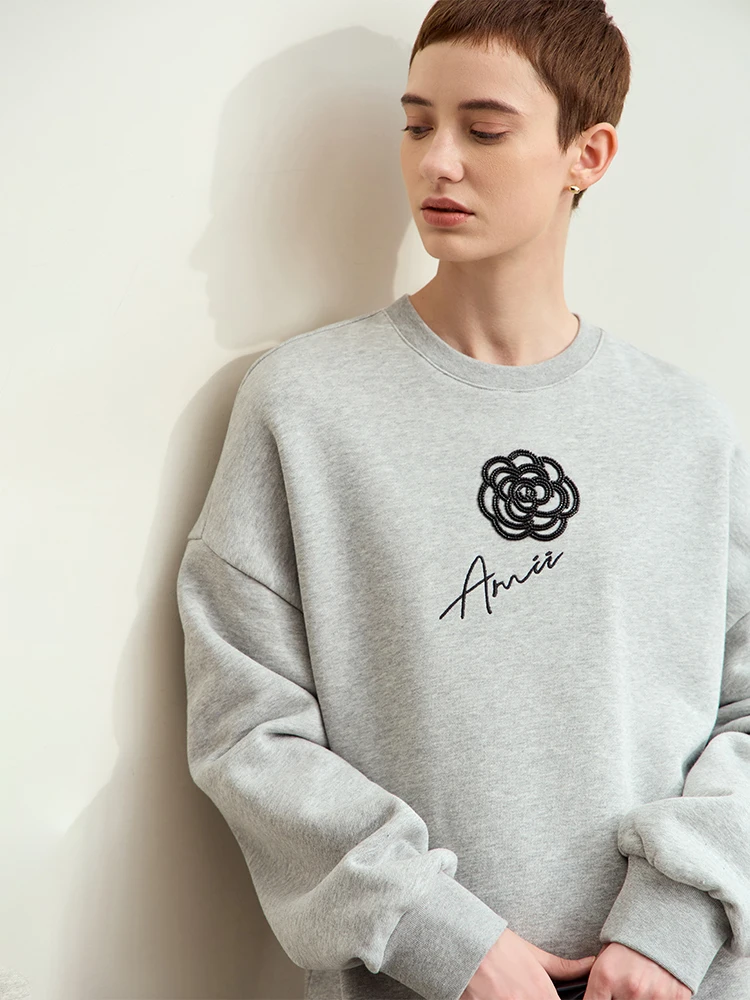 Amii Minimalism 2024 New Autumn Cotton Brushed Hoodies for Women O-neck Rose Embroidery Drop Sleeve Trendy Pullovers 12413003