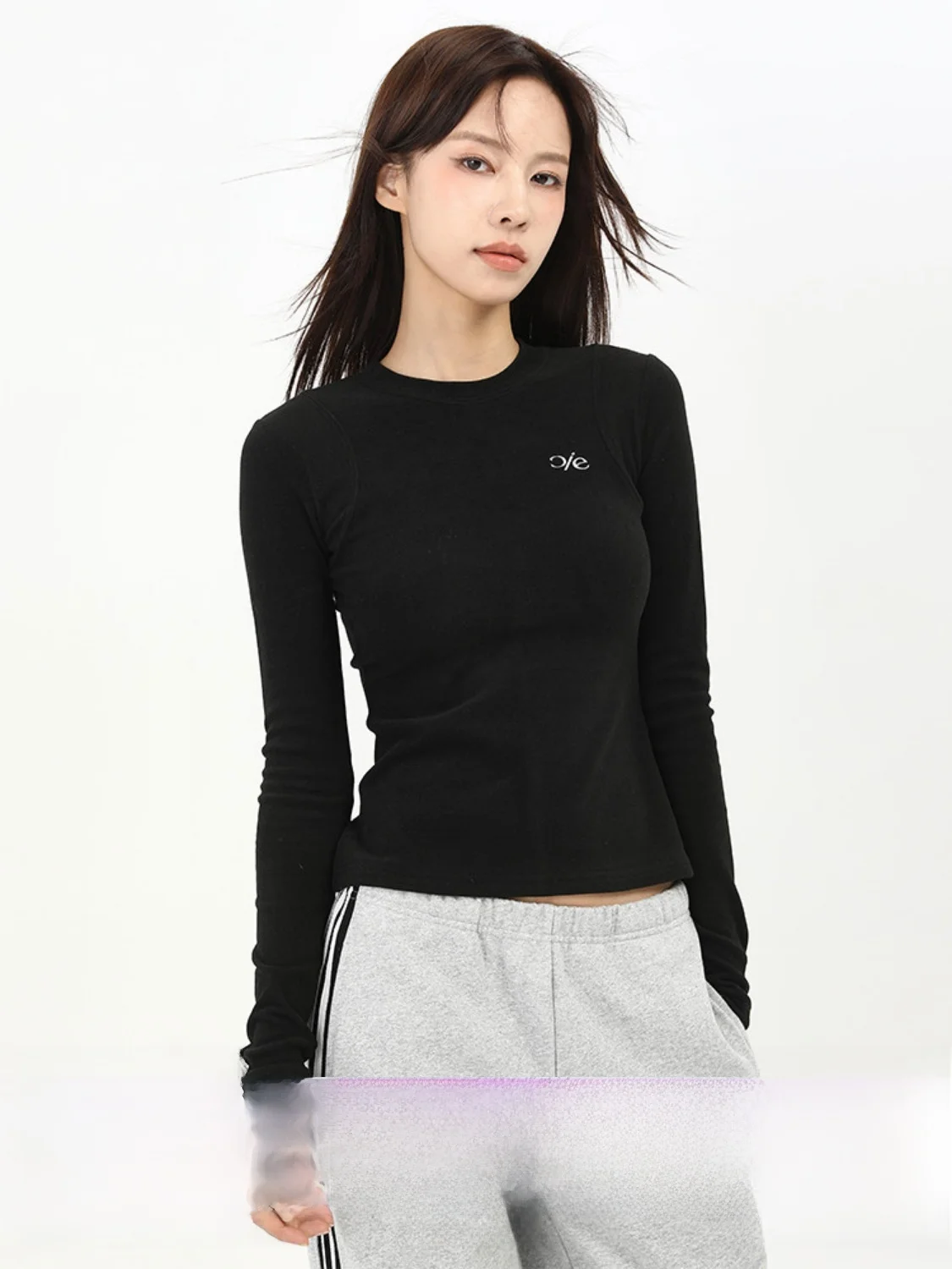 

COIE Женский термотоп Long Sve с вышивкой, немецкий бархат, облегающая внутренняя одежда, круглый пуловер с геометрическим узором