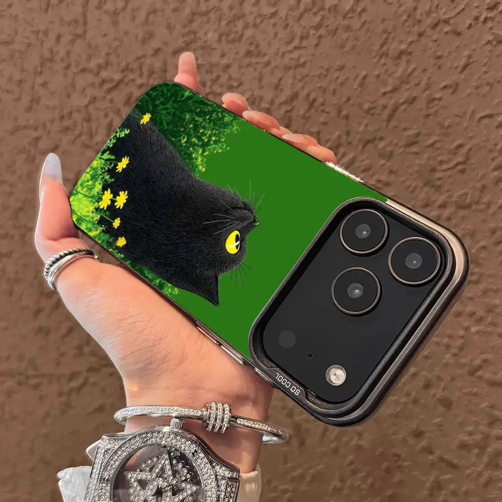 

The cat in the grass Phone Case for iPhone17 16 15 14 13 12 11 Pro/ Max/Plus shock-proof rear cover anti-fingerprint