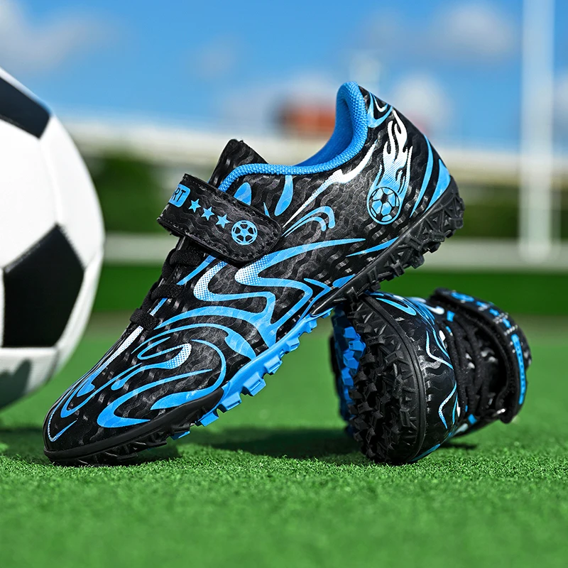 

Новые детские футбольные бутсы для быстрого футзала, сверхлегкие тренировочные профессиональные нескользящие футбольные бутсы с шипами для мальчиков и девочек