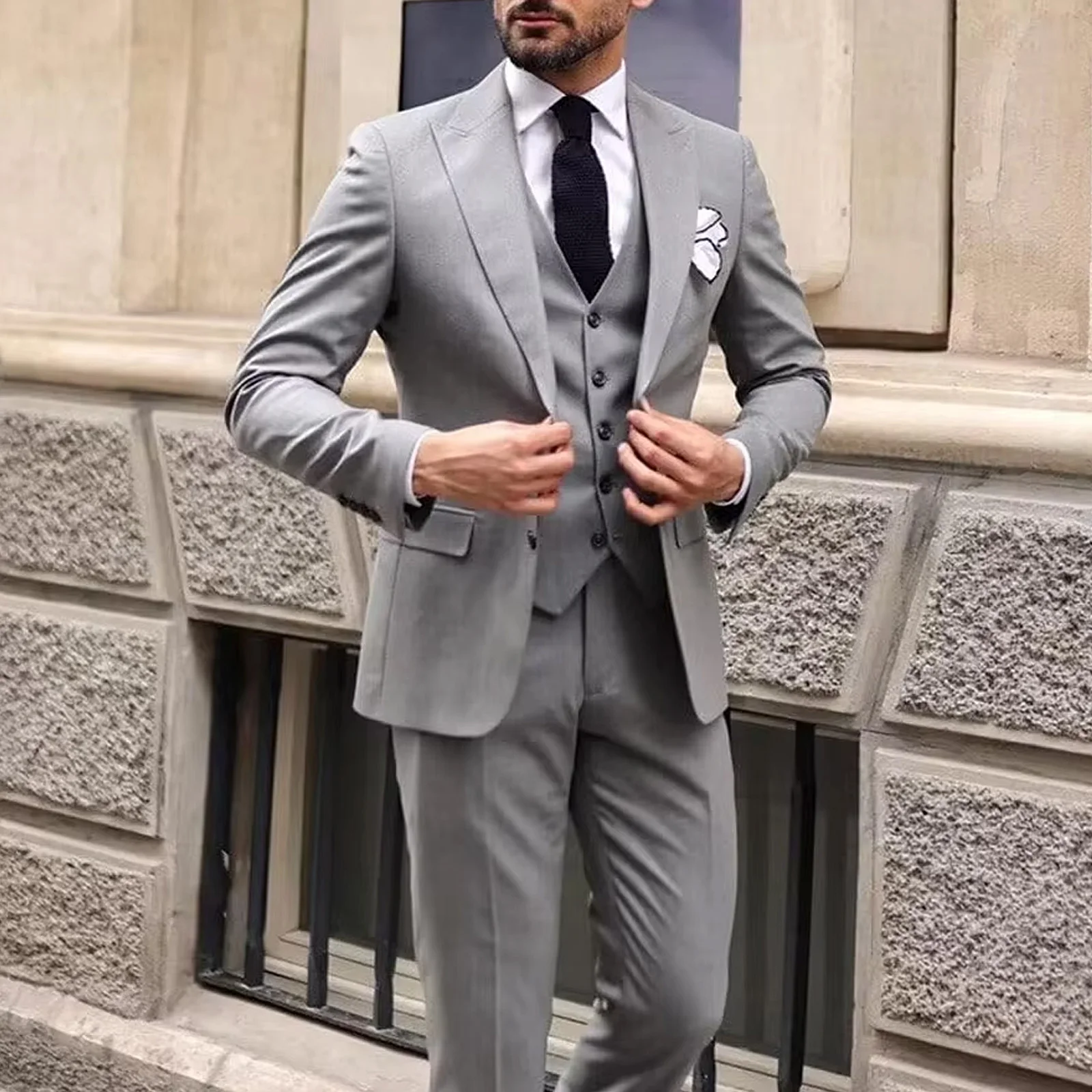 

2025 New Light Gray Men's Suit High Quality 3 Piece (jacket +Vest+Pants) Formal Casual Business Wedding Tuxedo Blazer Coat