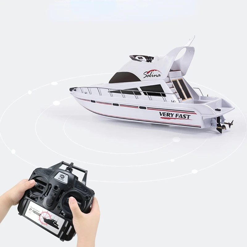 RC Boat Yacht Henglong 3867 30km/h High Speed Luxury Electric Remote Control Royal Yacht 2.4G Waterproof Remote Control Boat