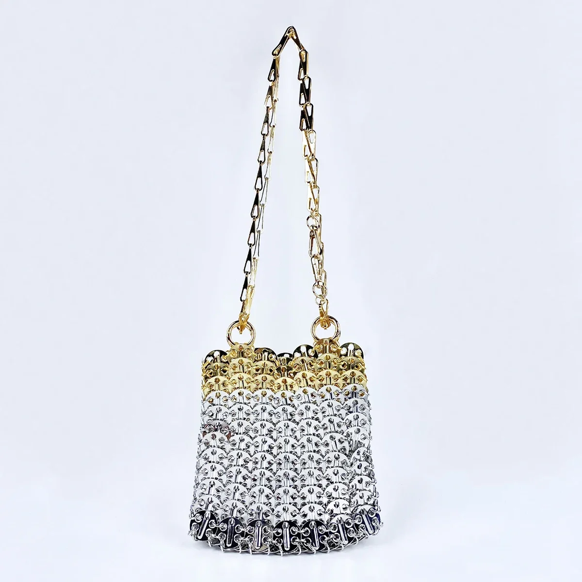

Hot Sell Metal Sequin Shoulder Bag Designer Aluminum Handmade Bag with Gold and Silver Color Matching Chain Sequin Underarm Bag