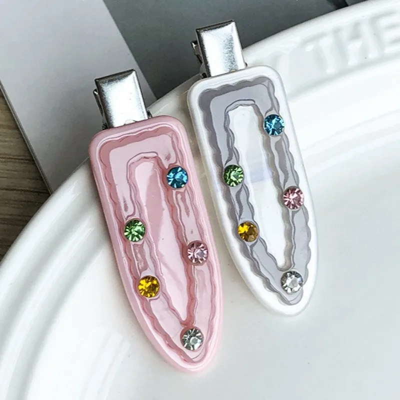 

1pcs Exquisite Embellished Hair Clips Women Adorable Colorful Accents Trendy Accessories Stylish New Headwear Daily Casual Looks