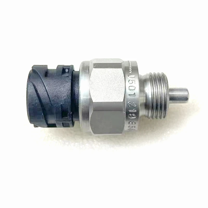 Transmission Gearbox Neutral Switch Reverse Gear Switch Original Sitrak Dongfeng 0501219856 0501331660