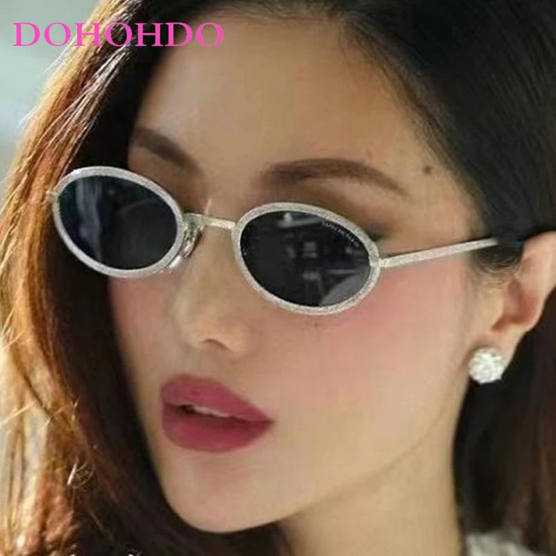 

Senior Small Frame Metal Oval Sunglasses Women Men Fashion Luxury Brand Design Travel Street Photography Sunglasses UV400 Lentes