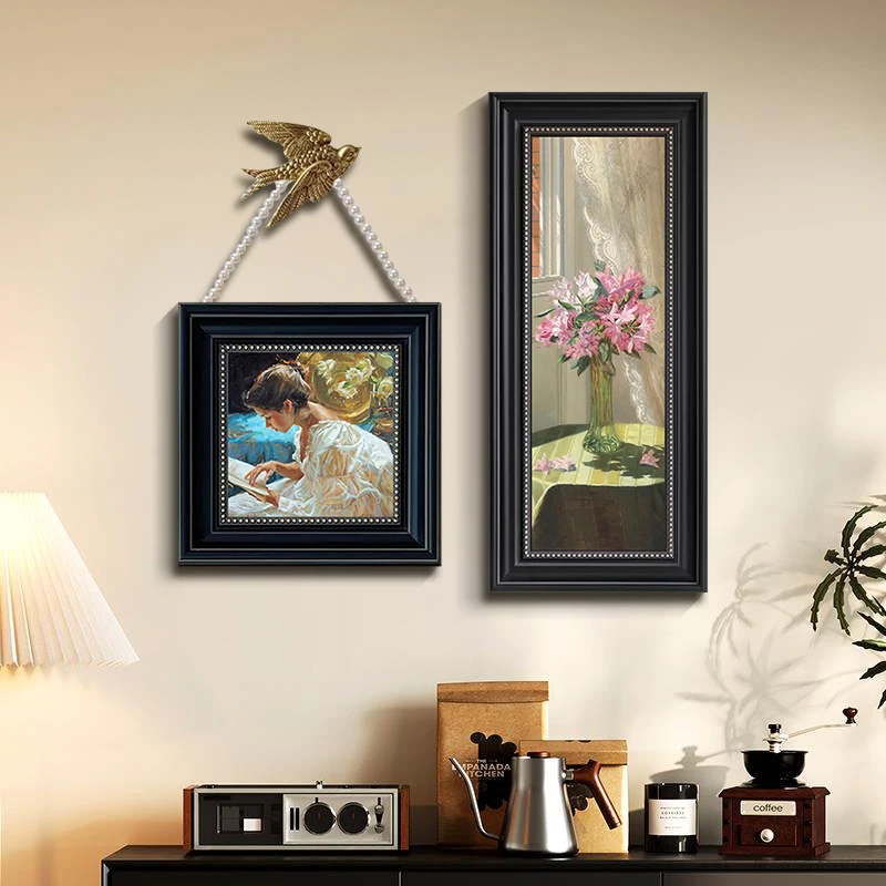 

French retro decorative paintings featuring an ancient Chinese street scene as the background for wall hanging