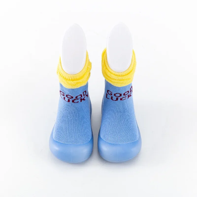 الجوارب الكرتون للأطفال الأحذية ، أسفل لينة ، عدم الانزلاق ، الكلمة ، داخلي ، الكلمة ، لطيف ، جديد ، الربيع