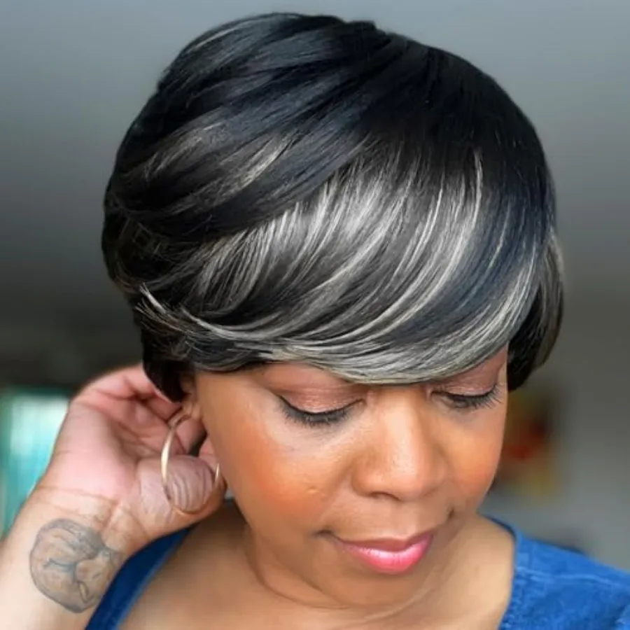 قصيرة عابث قطع الباروكات للنساء السود 4 بوصة أسود مع الانفجارات البيضاء الطبقات شعر مستعار اصطناعي للارتداء اليومي مقاومة للحرارة Lig