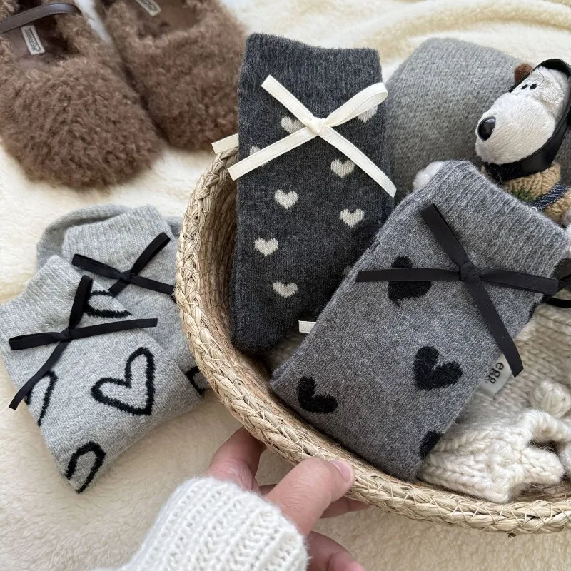 1/5 أزواج جديد ربيع الخريف مريحة الحب فراشة عقدة الجوارب موضة منتصف جوارب أنبوبية سميكة أنيقة بسيطة الجوارب #6