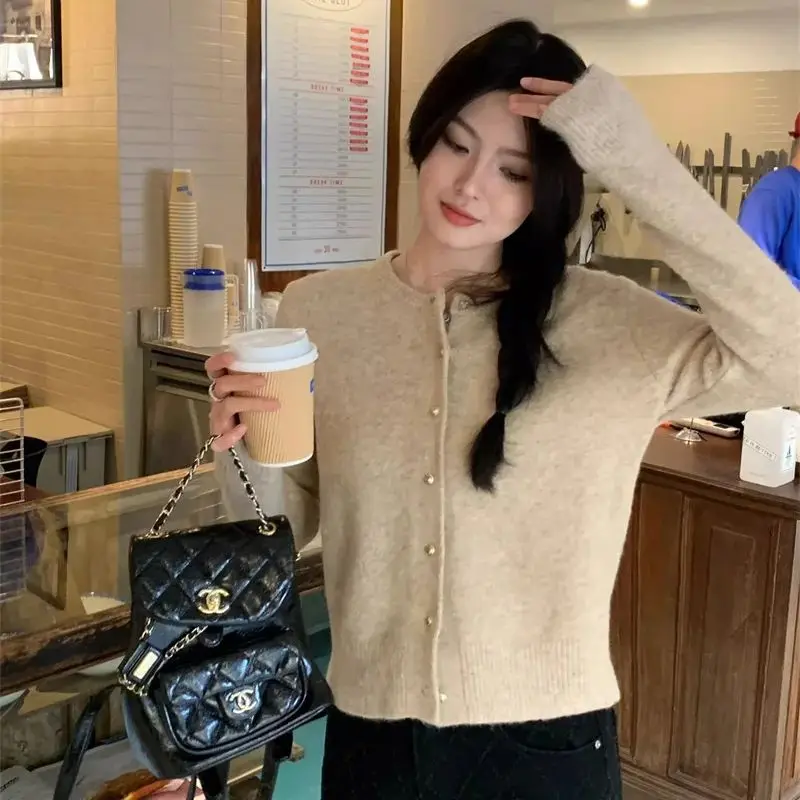 Novo outono casual malha cardigan feminino o pescoço manga longa cor sólida curto camisola de caxemira casaco moda malhas