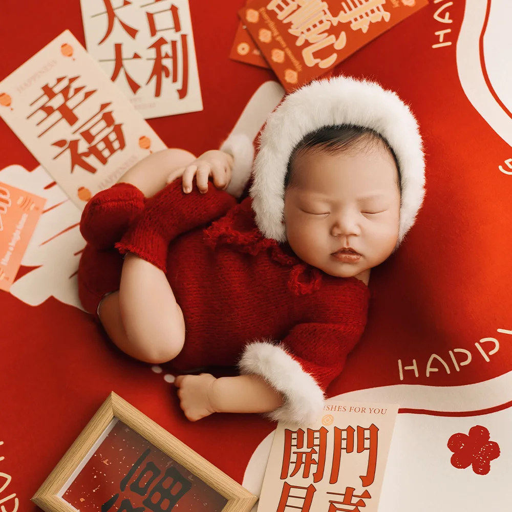 

Crochet Newborn Baby Photoshoot Outfits Red Spring Festival Theme Knit Jumpsuit Hat Picture Frame Blessing Card Photography Prop