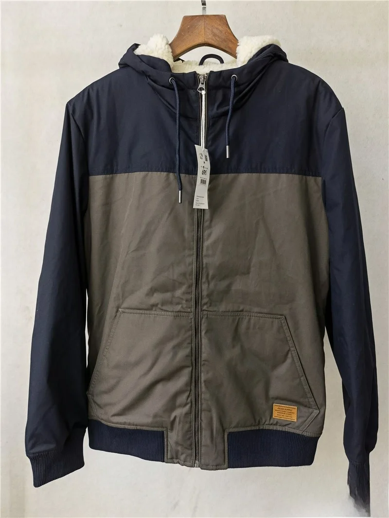 

Men's Winter Thickened Fleece Lined Hooded Jacket Retro Spliced Large Size Cotton Coat Lamb Velvet Cold Resistant Casual Coat