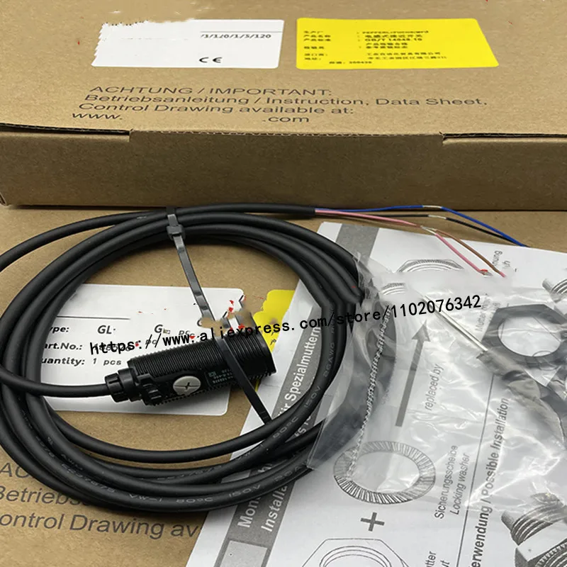 New GLV18-8-450/115/120 Diffuse photoswitch
