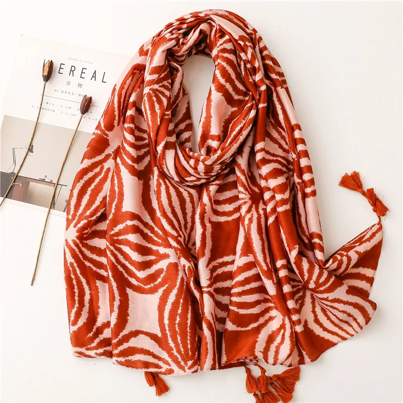 Original luxury brands abstract long printed head scarfs women autumn spring muslim hijab elegant womens shawl winter accessorie