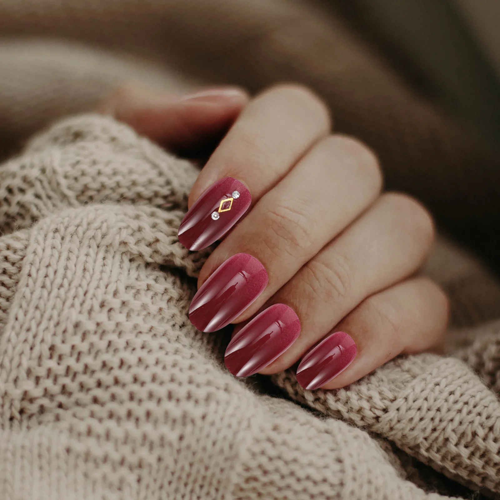 

48Pcs Christmas Back Glue Fake Fingernails Full Cover Drill Nails Easy Manicure Patches for Nail Lovers