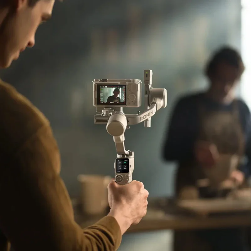 DJI RS 4 تتبع وتكوين ذكي صغير تفلون موازنة معززة للرماية العمودية الأصلية من الجيل الثالث