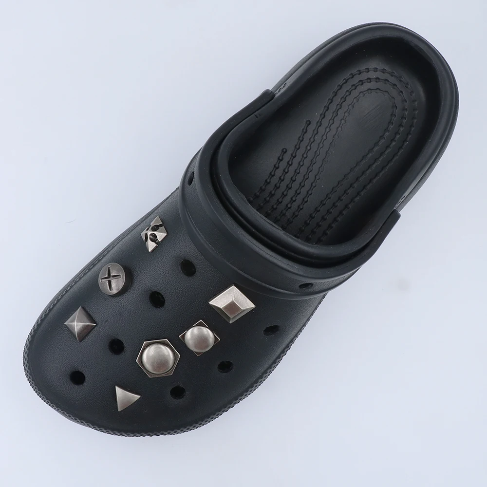 Metal Shoe クロックス Charm Decorations Triangle Bolt Hexagon DIY Shoe Accessories Square Rotundity Sandals Ornament Gift 1 Piece