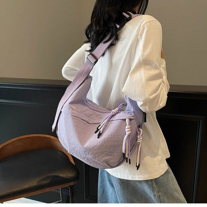 

Стильная повседневная женская сумка-тоут, элегантная сумка через плечо с однотонной кожей, большой вместимости и винтажного дизайна