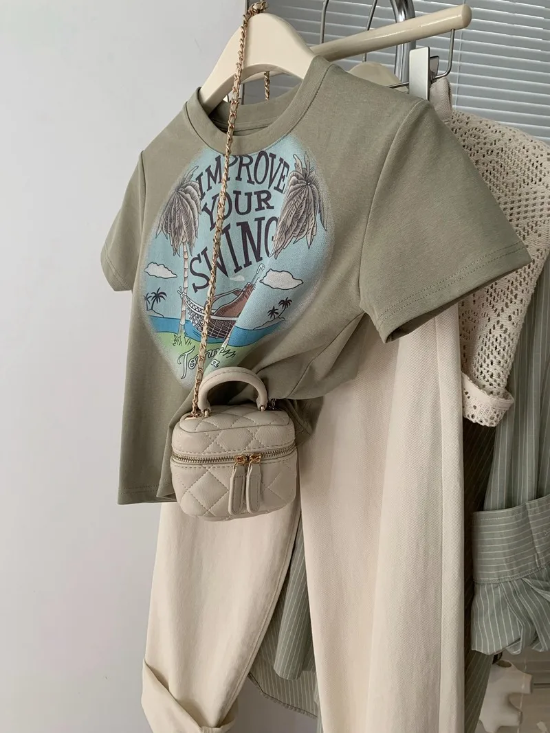 

Chic Short Sleeve T-Shirt Women's Fashionable Unique Short Style Cotton round Neck Commute Style Korean Version Straight Cut