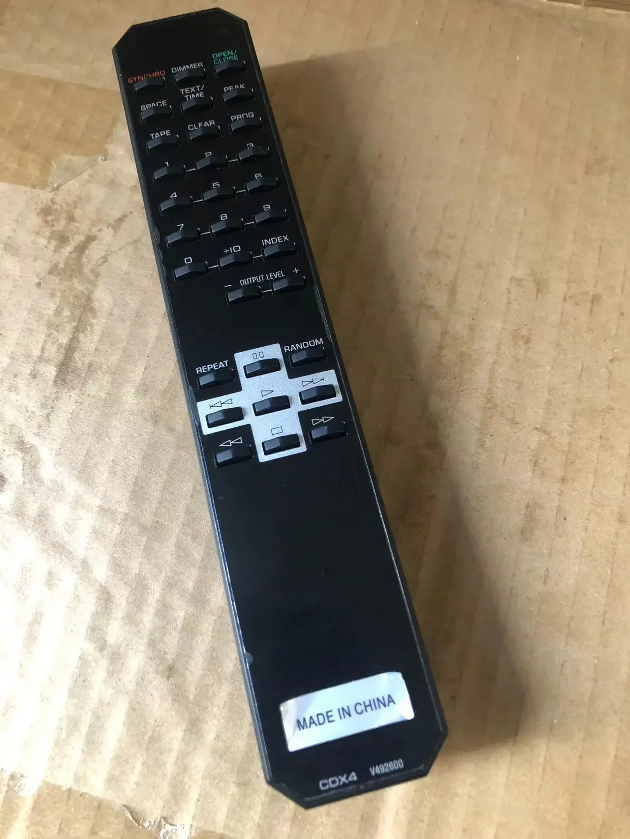

AWO NEW Original For YAMAHA CDX4 V492600 CDC6 V662560 CDC506 CDC585 CD Player Remote Control