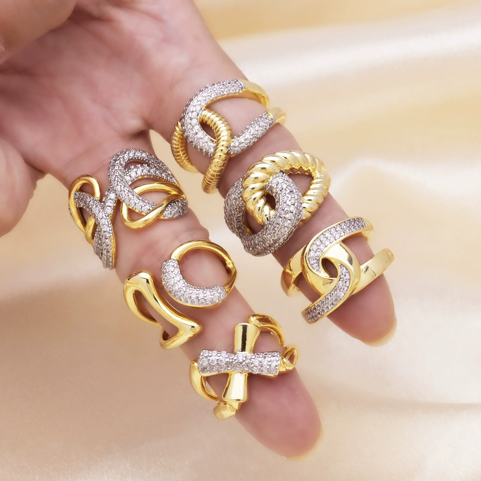 Women's Fashion X-Shaped Open Ring Dual Color Copper Plating 18K Gold Embedded Zircon Versatile Finger Accessory