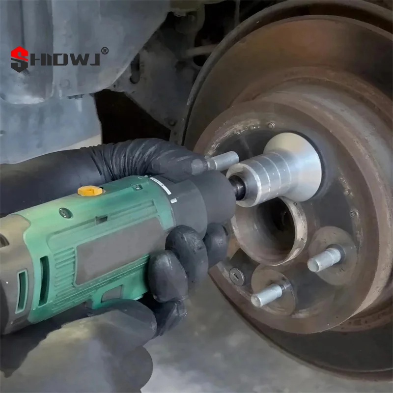 

Щетка для удаления ржавчины ступицы колеса Комплект для обслуживания поверхности и шпилек тормозного ступицы Инструмент для удаления ржавчины тормозного диска для ступичного ротора колеса