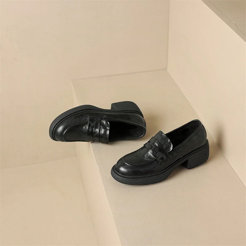Retro Womens Shoes Luxury Genuine Leather Platform Loafers for Woman Exquisite Britain Casual Shoes Designer Shoes Zapatos Mujer