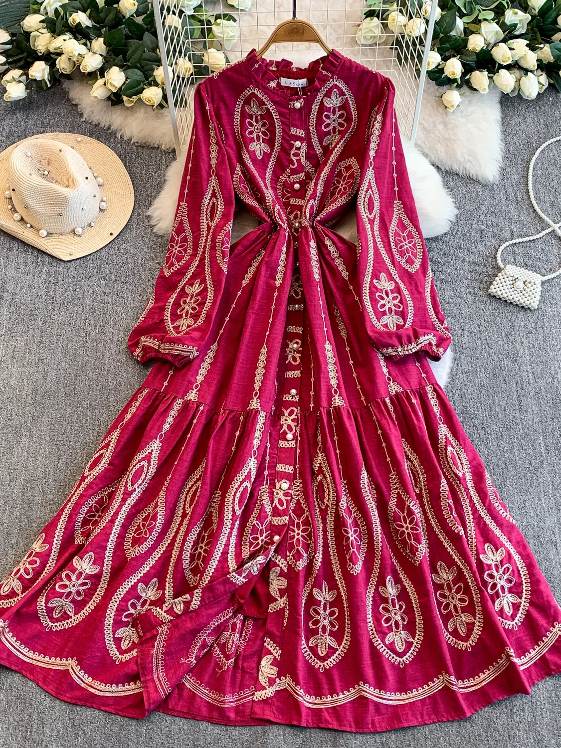 

Ретро-платье с вышитым воротником, длинное, женское, весна-осень, на одной пуговице, приталенное, плиссированное, А-силуэт, с завышенной талией, длинный рукав