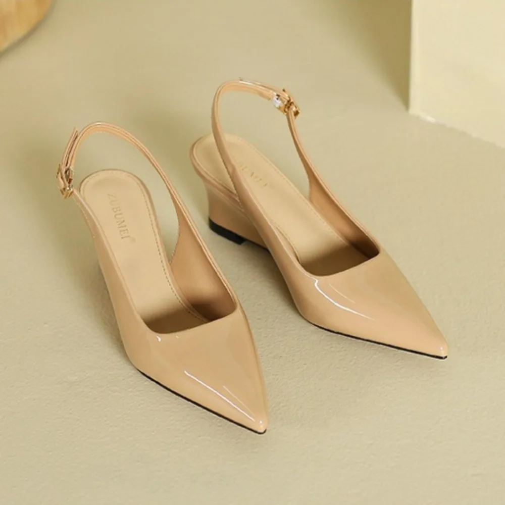 

Женские босоножки на высоком каблуке на наклонном каблуке, пустые босоножки на танкетке, новинка лета 2023, женская обувь с острым носком во французском темпераменте