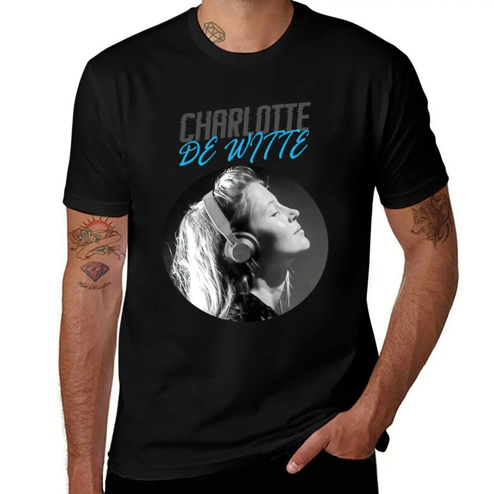 charlotte dewitte \t T-Shirt Plus Size Comfort Fit Tee