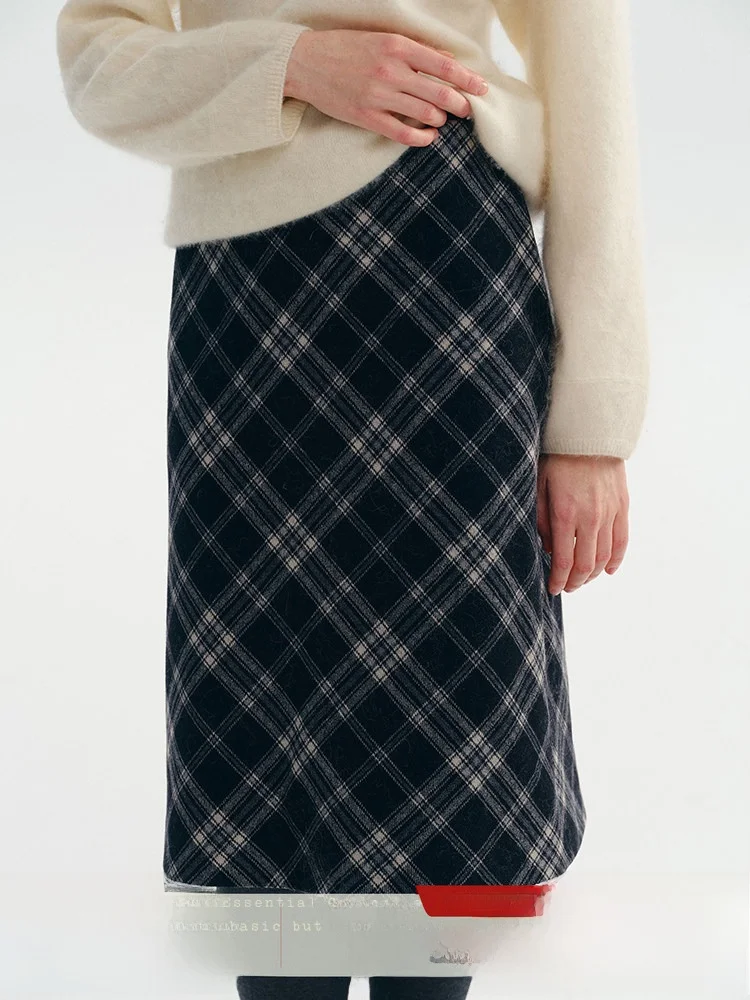 

Classic Plaid Woolen Skirt High Waist Slimming Straight Cut Women's Commuter Sle Winter New Arrival Versatile Midi Skirt