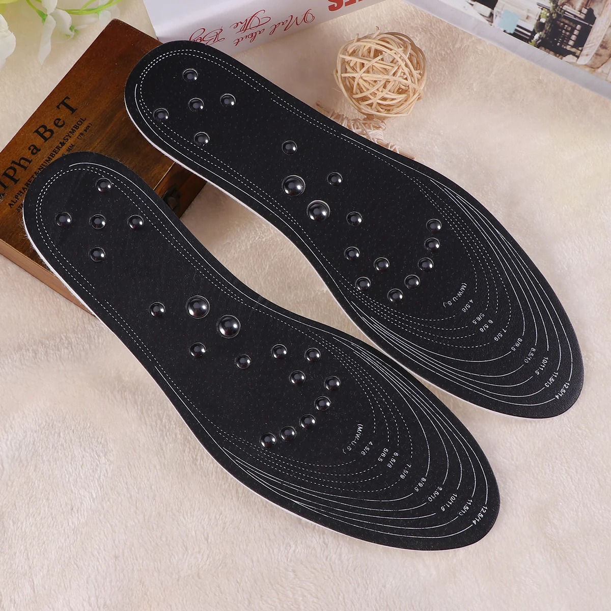 

Magnetic Massage Insoles Cuttable Acupressure Pads Black for Women Men Immediate Comfort Foot Care 1Pair Magnetic Insoles