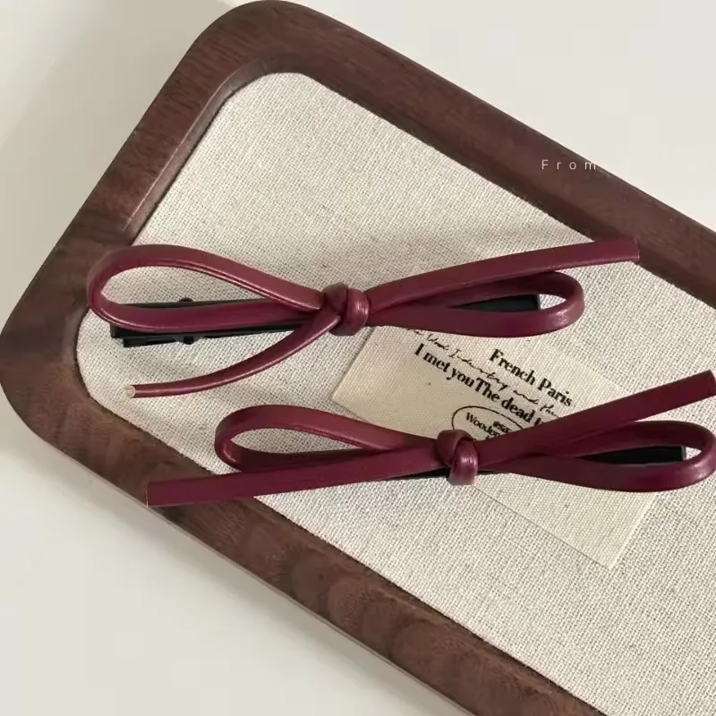 

New 1PCS PU Leather Bow Hairpin Hair Clip Fashion Design Personality Delicate Korea Sweet Cool y2k Girls Bobby Pin Hair 2025