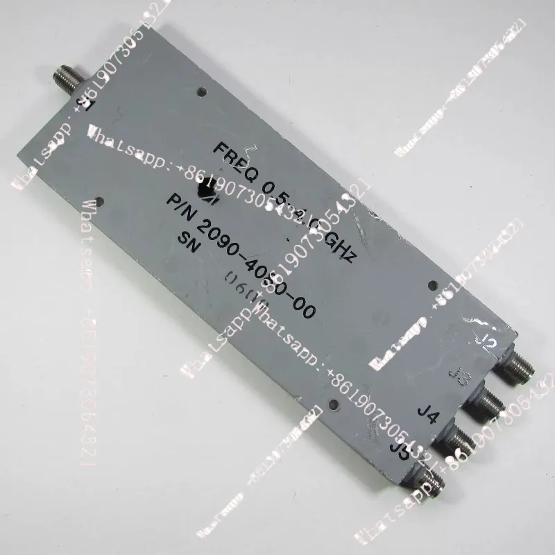 

2090-4080-00 0.5-4 GHz SMA Wideband Power Divider