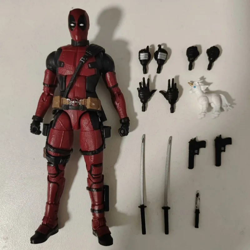 Marvel Legends Deadpool 6-calowy model akcji Zabawka Kolekcja na biurko Dekoracja 1/12 Deadpool Model Figurka Lalka Prezent dla chłopca