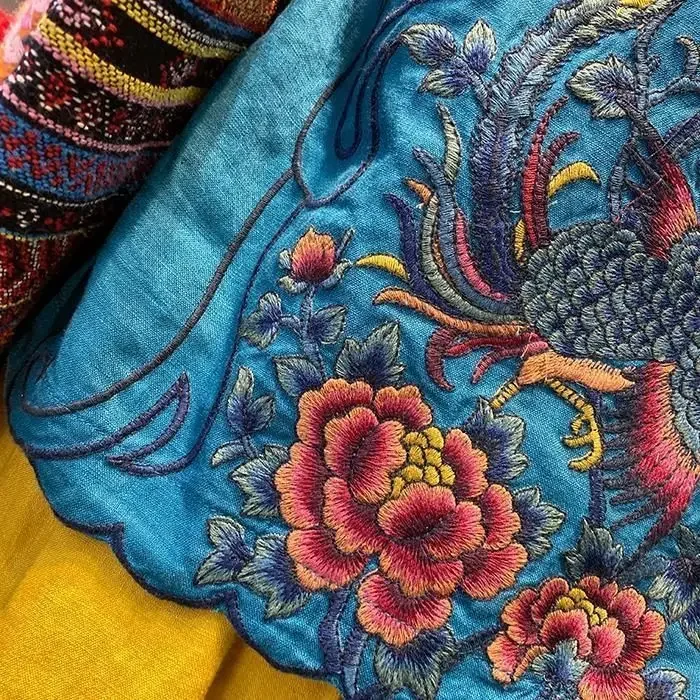 Новая блузка из хлопка и льна в национальном стиле, женская летняя рубашка в китайском стиле с короткими рукавами и пуговицами с цветочной вышивкой