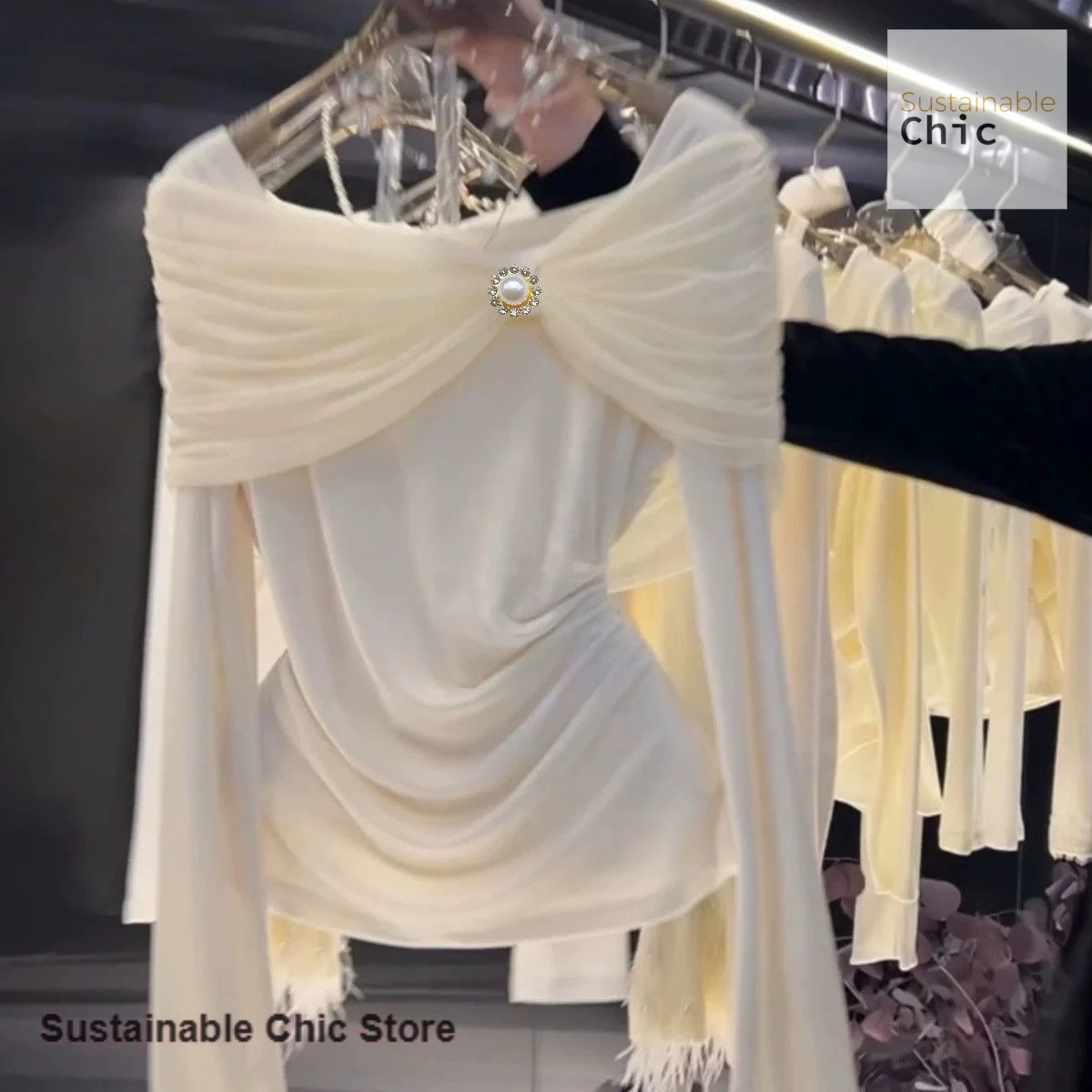 

French temperament one-shoulder long-sleeved T-shirt women's spring and autumn design sense mesh spell receiving waist slim top