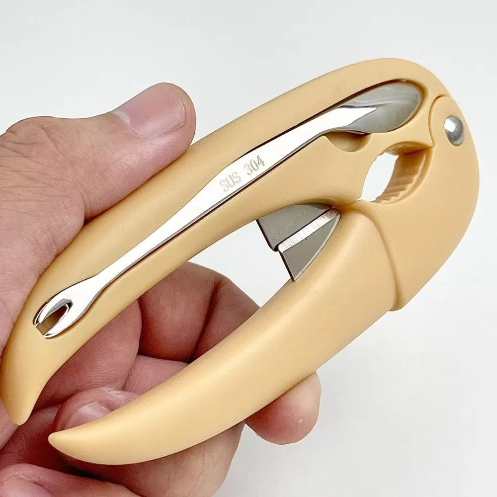 

4Pcs/Set Effort-saving Crab Sheller Professional with Tray Crab Cracker Set Stainless Steel Lobster Claws Picking Fork Set