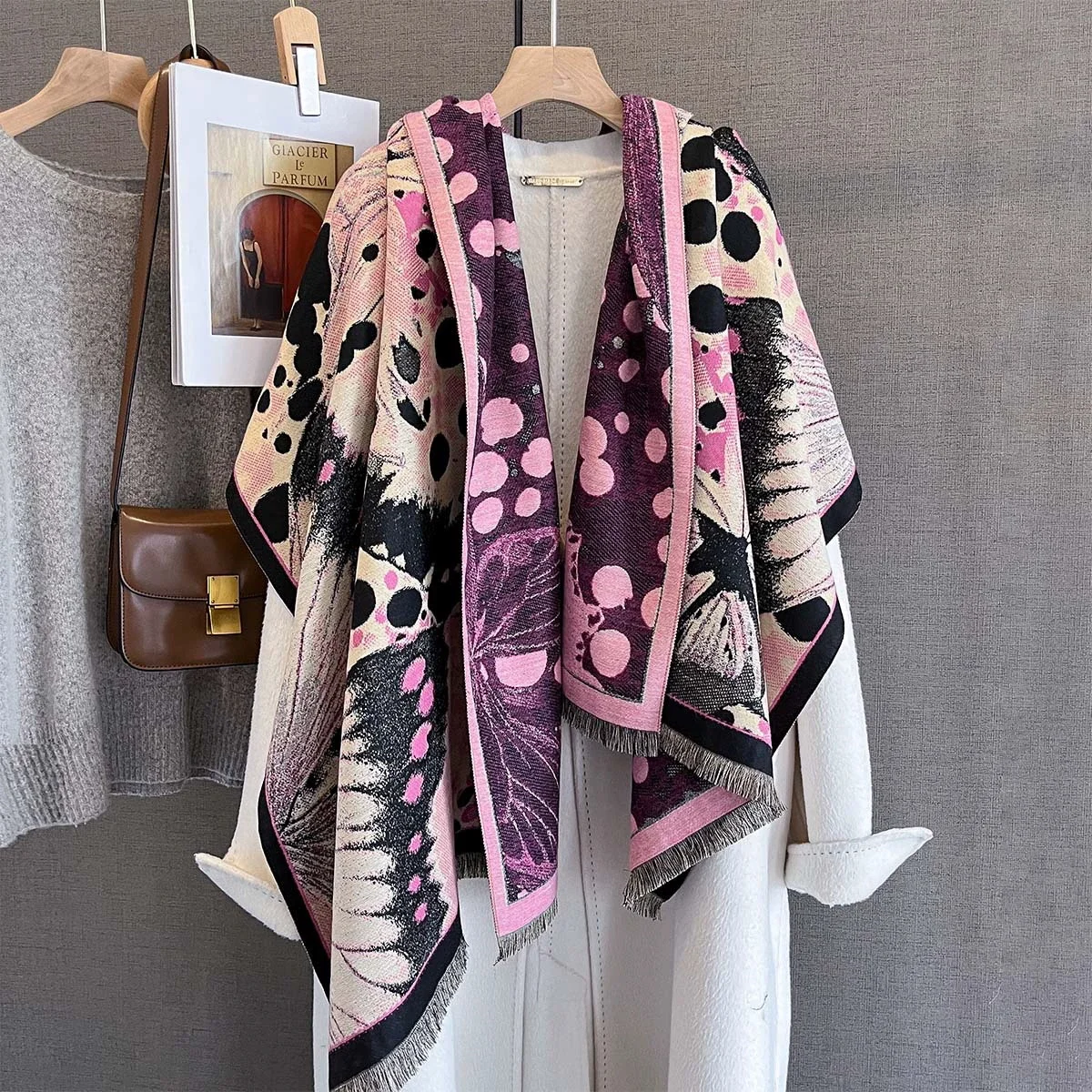 

Casual Fashion Brand Designers Neckerchief Winter Women Warm Scarf Cashmere Shawl Wrap Bufanda Poncho Echarpe Pashmina Stoles