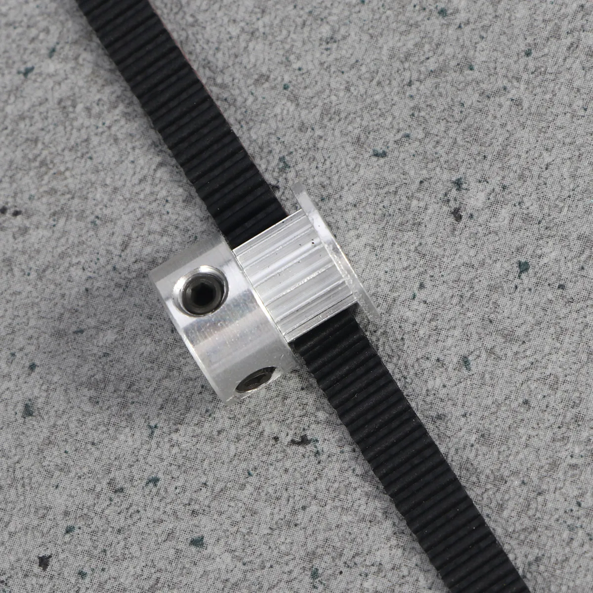 

2Pcs Timing Belt and Pulley Aluminum 16T 5Mm Bore 6Mm Wide Timing Pulley for 3D Printer Cnc Robotics High Accuracy Linear