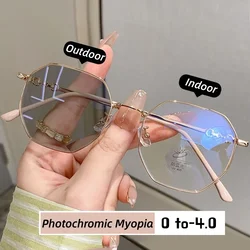 Luxury Fashion Photochromic Myopia Glasses Outdoor Color Changing Sunglasses Unisex Trendy Minus Prescription Diopter Eyeglasses