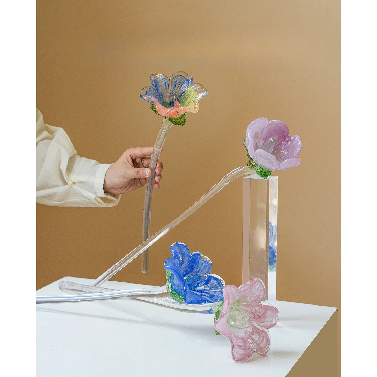 Purple glazed flower ornament pink blue green living room water raised flowers dining table