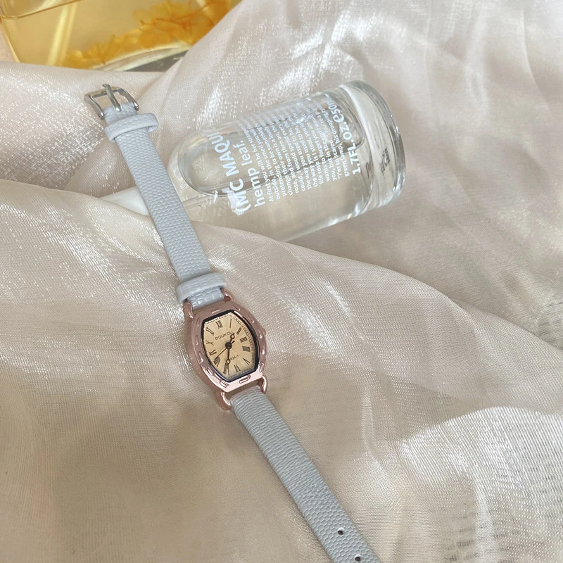 Quartz Ladies Watch Slim Strap Compact Winter New Temperament Student Fashion Trend Automatic Waterproof Women's Clock