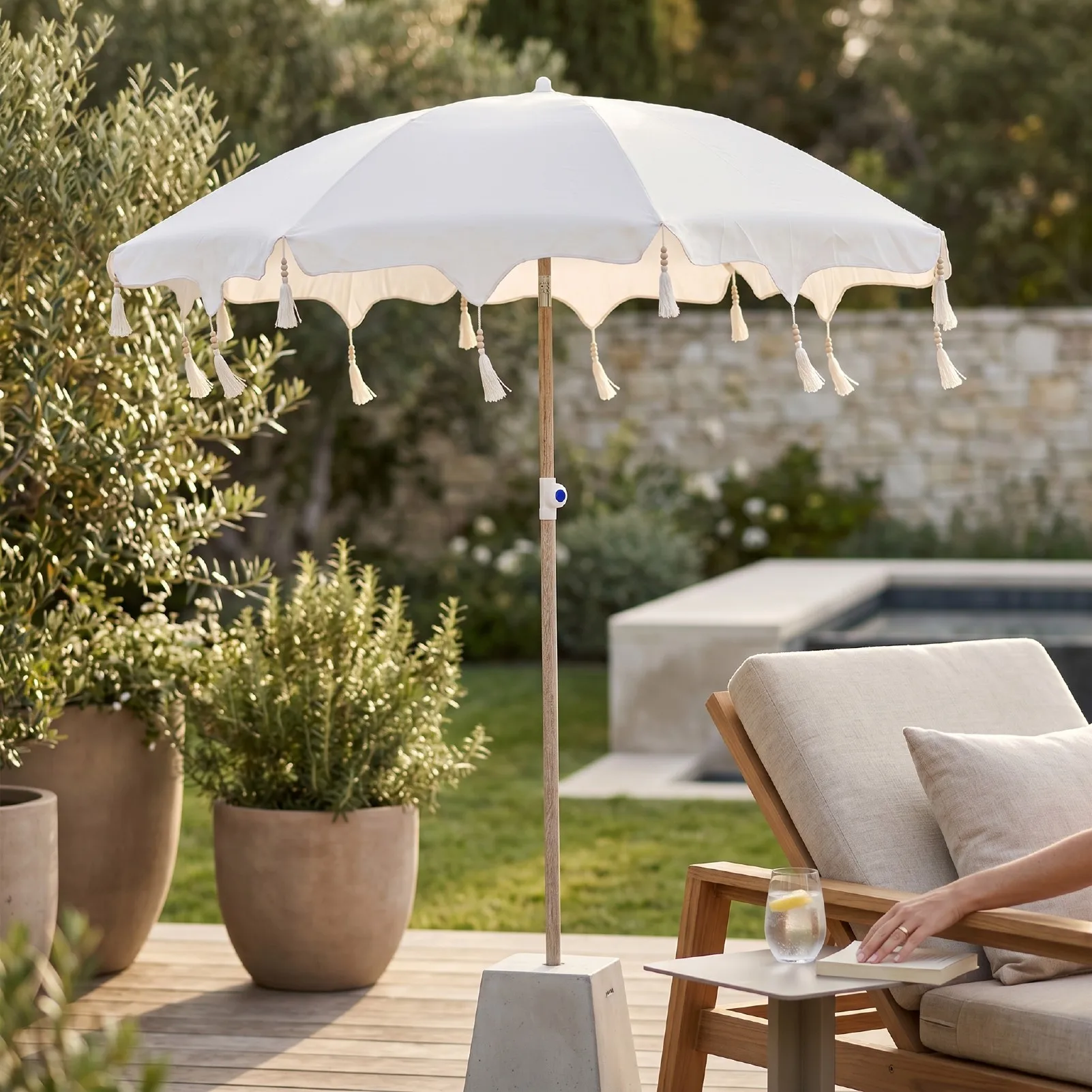 Fringed Patio Umbrella Sun Protection Lightweight Portable Tassel Beach Umbrella For Garden Yard Outdoor