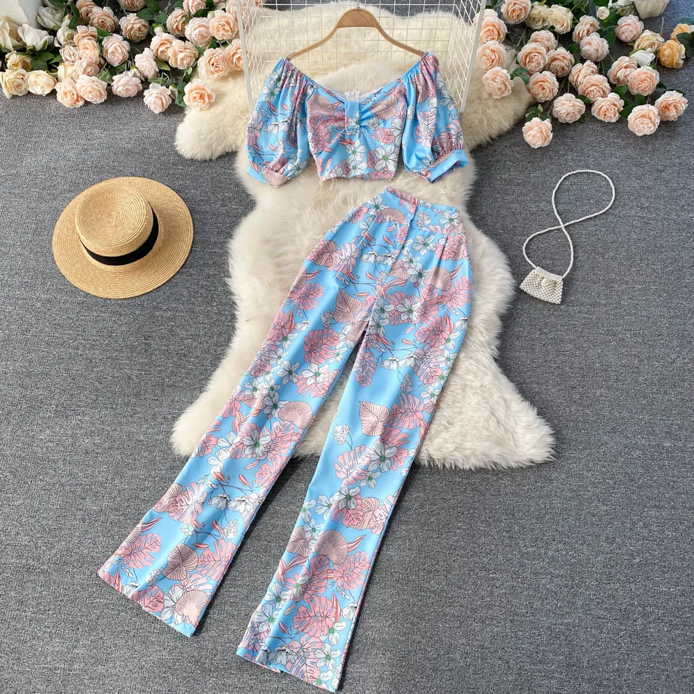 

Vacation Style Set Women with Off Shoulder Bubble Sleeves Short Top Design Printed High Waisted Wide Leg Pants Two-piece Set