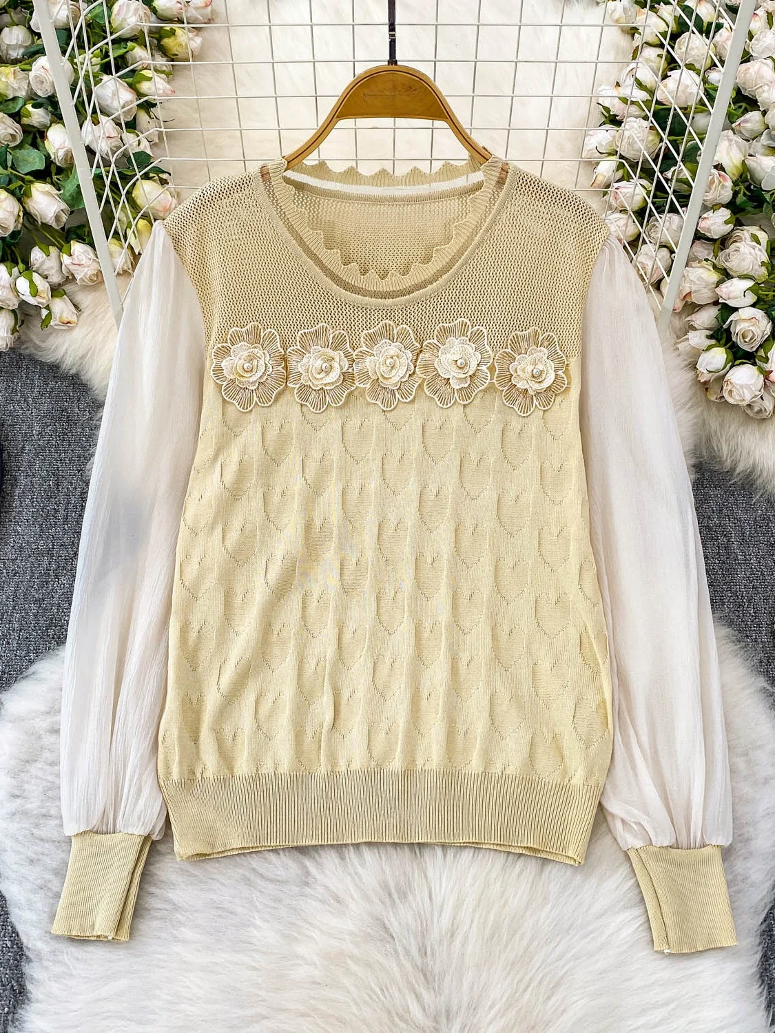 Chic Knitted round Ne Sweater Women's Autumn Faion Design Sensation Small  Exquisite 3D Flower Splicing Lantern S...