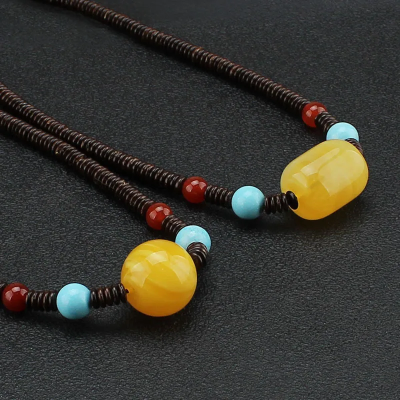DIY accessories Simple ethnic style natural coconut flake imitation beeswax necklace fashionable personality versatile neck chai